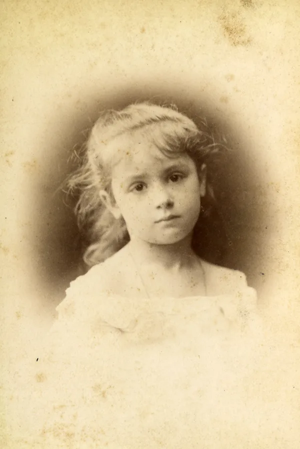 Lucy enfant